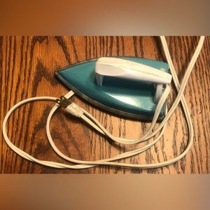 Vintage Nassau Toy Electric Clothes Iron Blue Heats Up